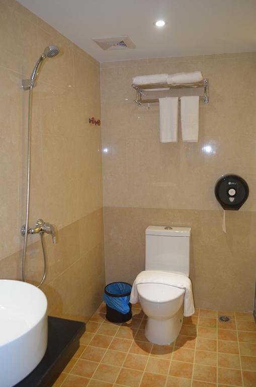 Good Luck Hotel Yangon Ngoại thất bức ảnh