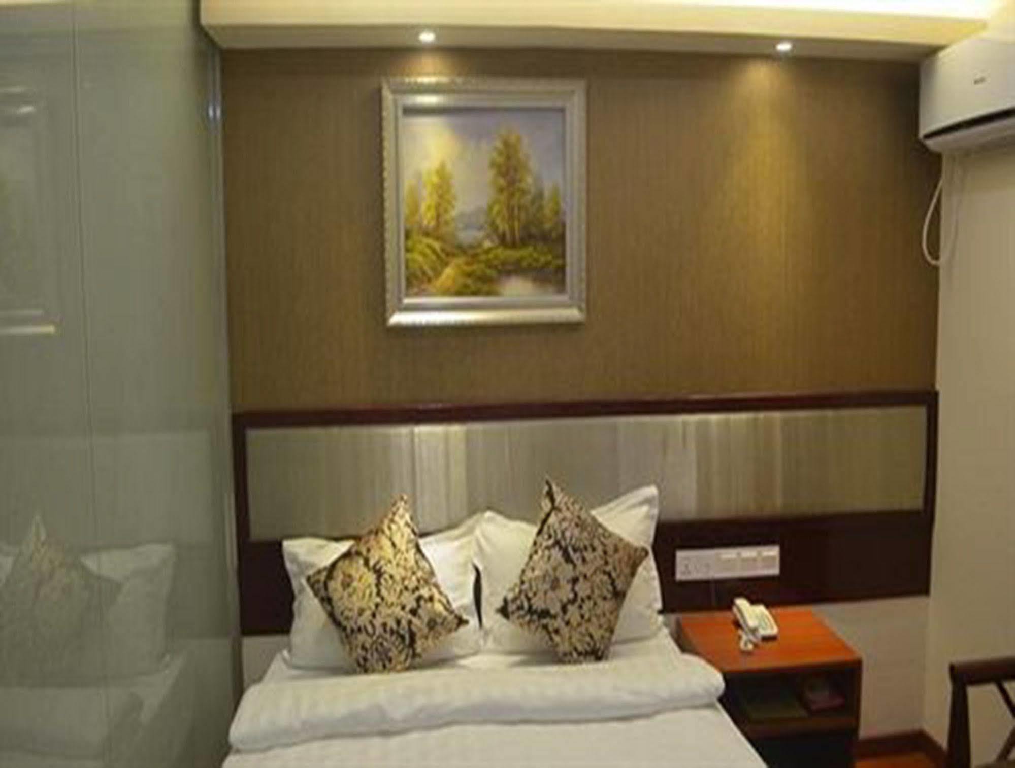 Good Luck Hotel Yangon Ngoại thất bức ảnh